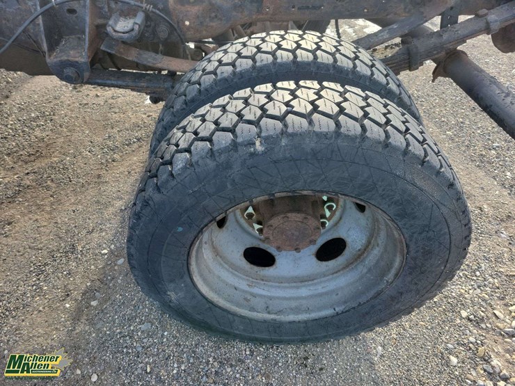 2006-ford-f550-image-10