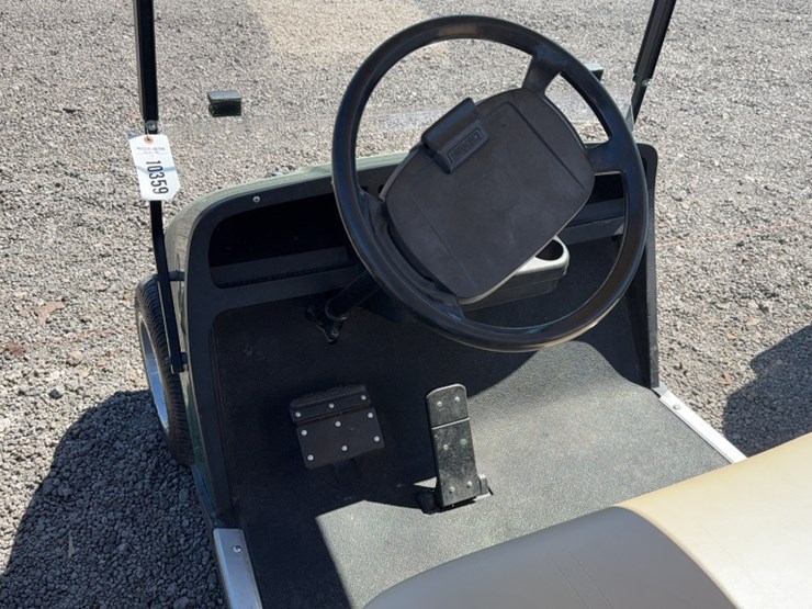 #3091-•-e-z-go-electric-golf-cart-image-12