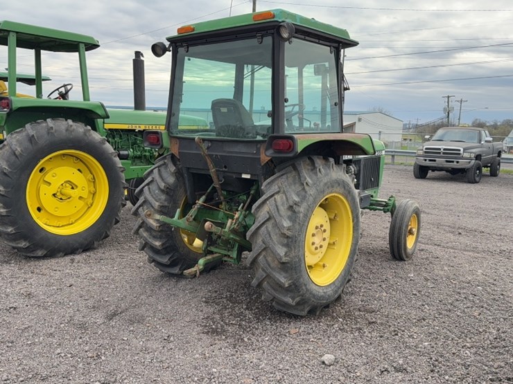 john-deere-2355-image-10