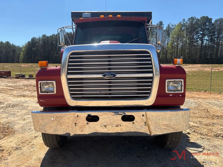 1994-ford-l9000-image-10