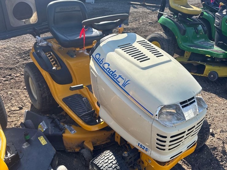 cub-cadet-1525-image-2
