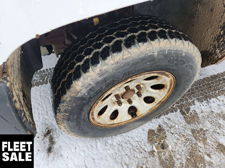 2013-chevrolet-silverado-1500-image-10