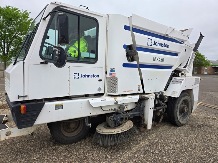 2004-johnston-mx450-image-1