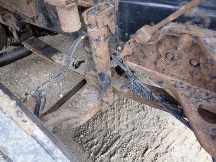 2012-ford-f750-xlt-image-30