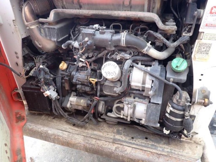 2016-bobcat-t750-image-7