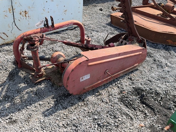 massey-ferguson-63-image-3