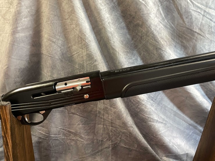 #10096-•-hatfield-sas,-12-ga.-semi-auto-shotgun,-sn:-12a22-003897-image-4