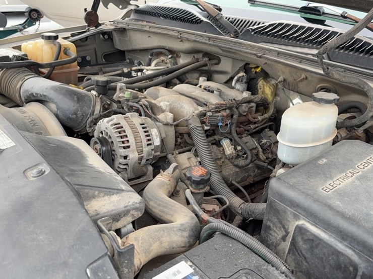 2002-chevrolet-2500-image-21