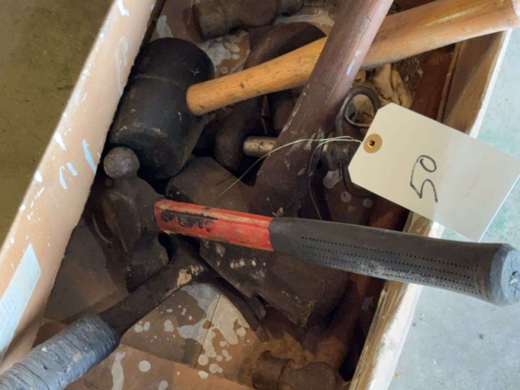 assorted-hammers-in-container-image-2