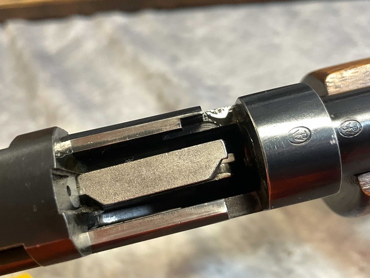 #10146-•-winchester-model-74,-22-lr-semi-auto-rifle,-sn:-280752a-image-28