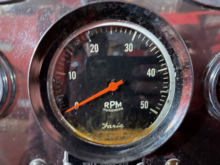 #210-•-1964-chevy-80-(howe)-fire-truck-(no-brakes)-(no-title)-(wakefield,-mi)-image-33