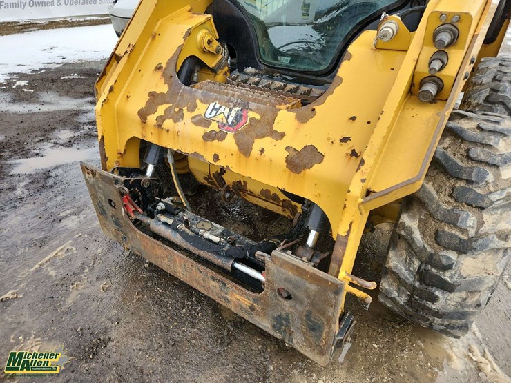 caterpillar-262d3-image-15