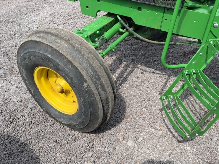 john-deere-3055-image-16