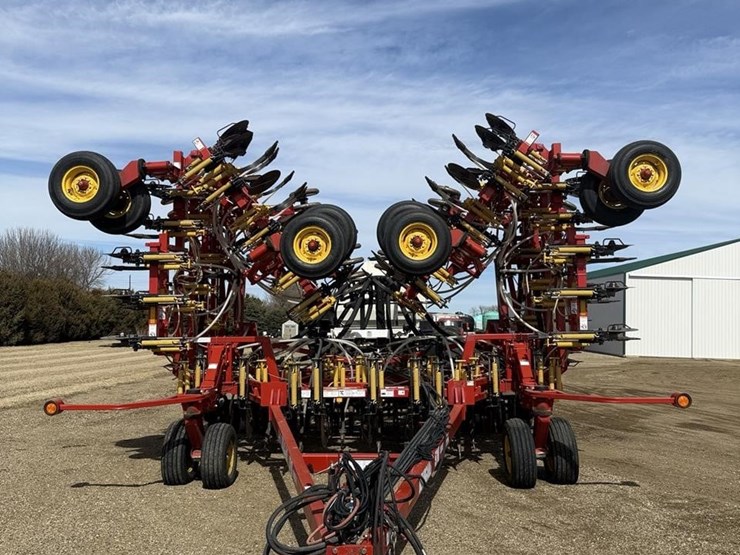 2007-bourgault-5710-image-4