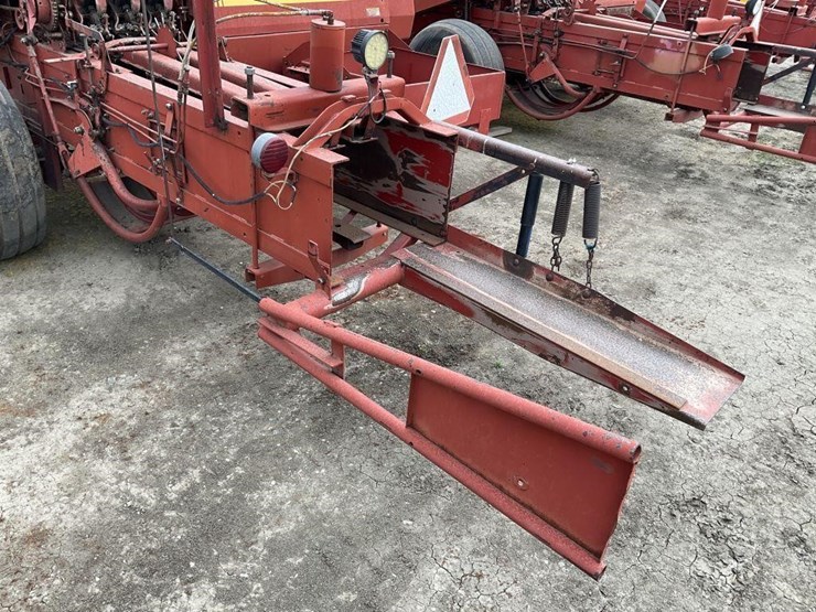 new-holland-515-image-16