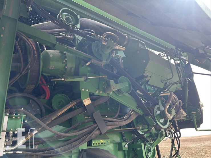 2012-john-deere-s690-image-15