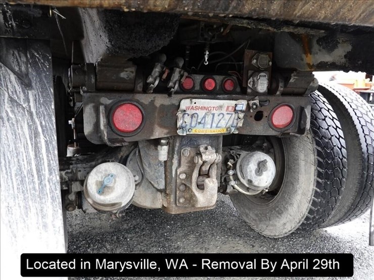 1997-peterbilt-378-image-36