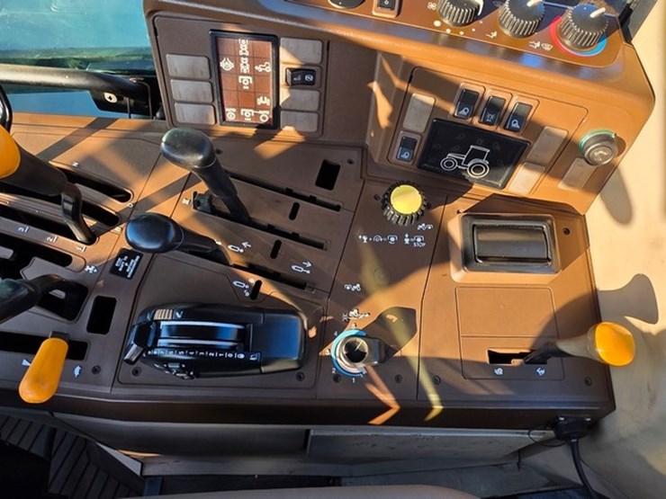 2002-john-deere-6410-image-65