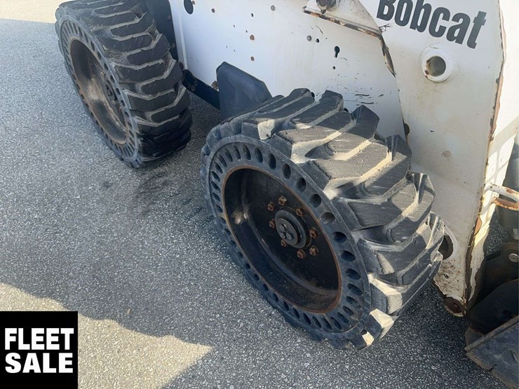 2012-bobcat-s250-image-11