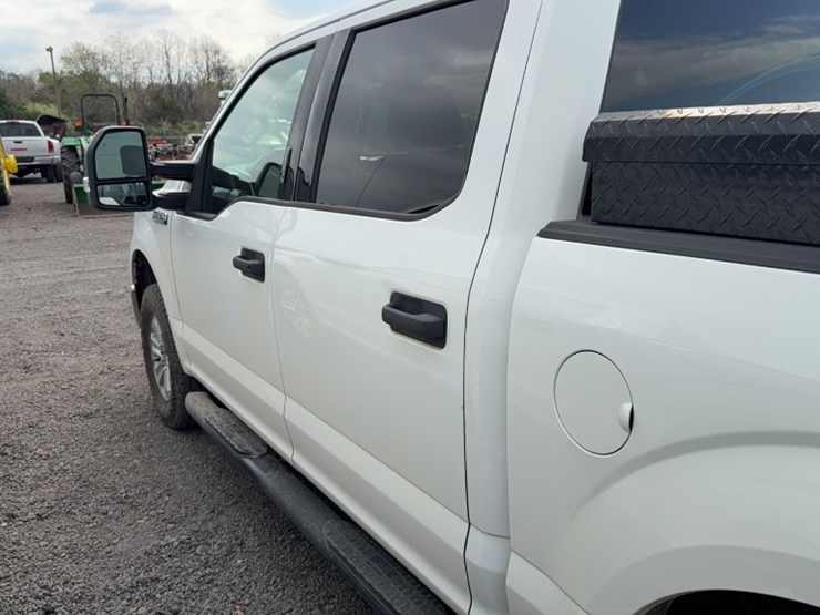 2015-ford-f150-image-13