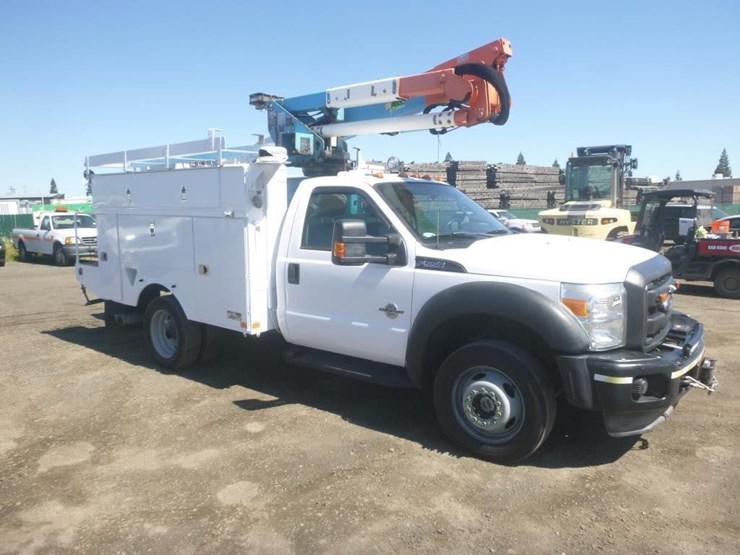 2013-ford-f550-image-2