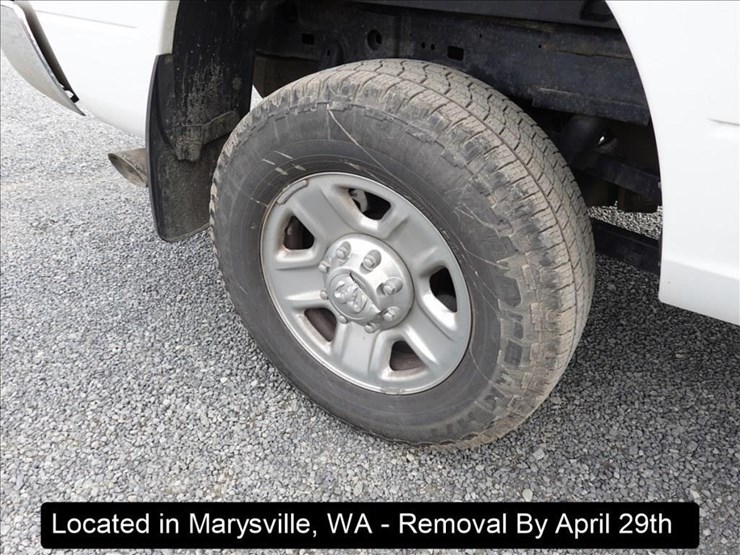 2017-dodge-2500-image-23