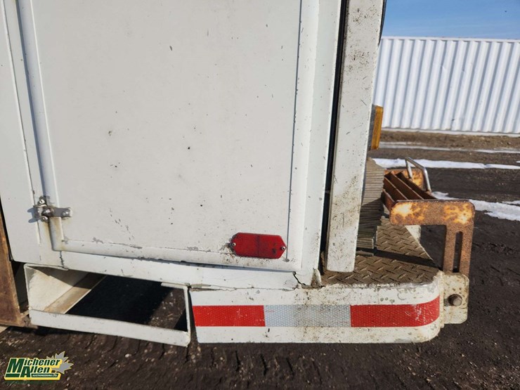 2006-international-durastar-4300-image-65