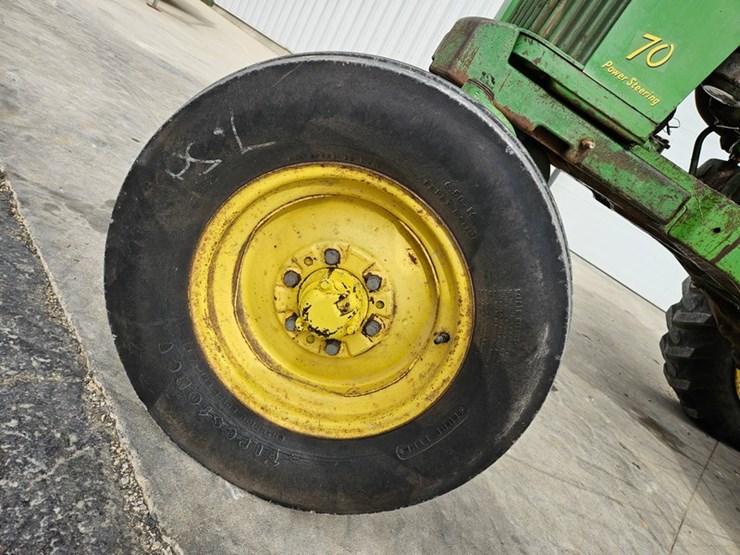 1953-john-deere-70-image-39