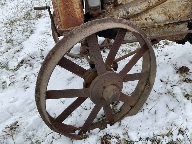 fordson-with-hamilton-rear-end-image-15