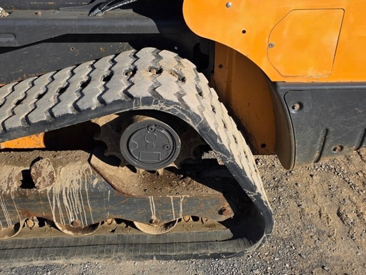 2021-case-tv450b-image-24