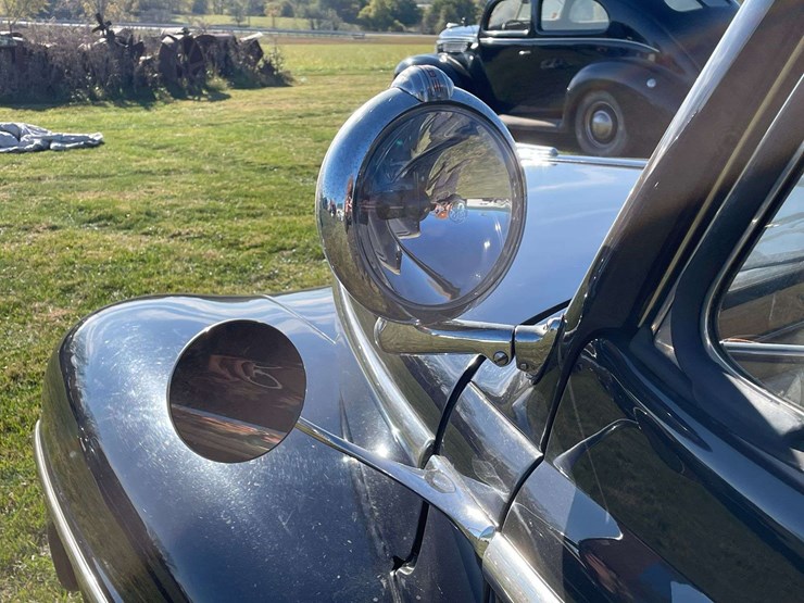 1948-ford-super-deluxe-convertible-image-43