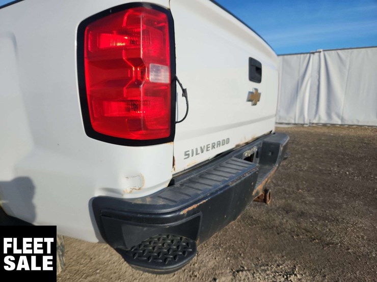 2014-chevrolet-silverado-1500-image-32