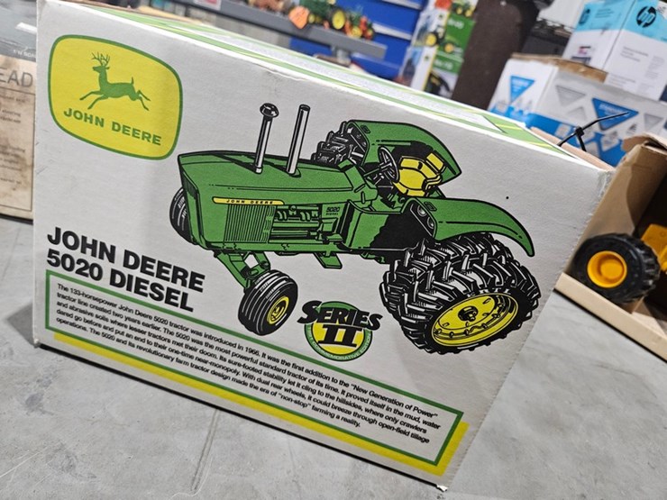 #975-•-john-deere-5020-diesel-series-ii-toy-tractor-image-1