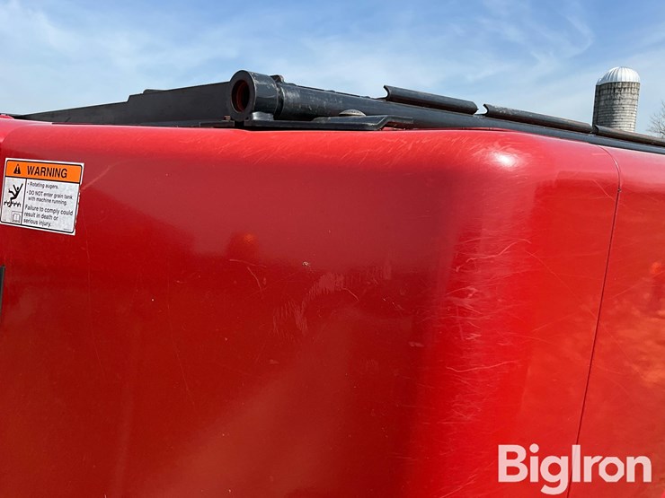 2012-case-ih-8120-image-18