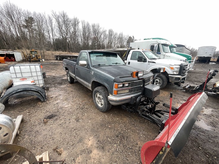 1988-chevrolet-silverado-1500-image-3