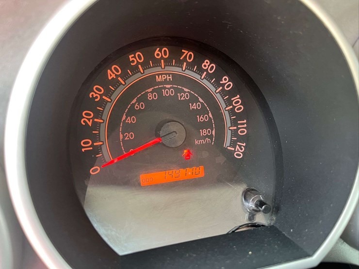 2012-toyota-tundra-image-19