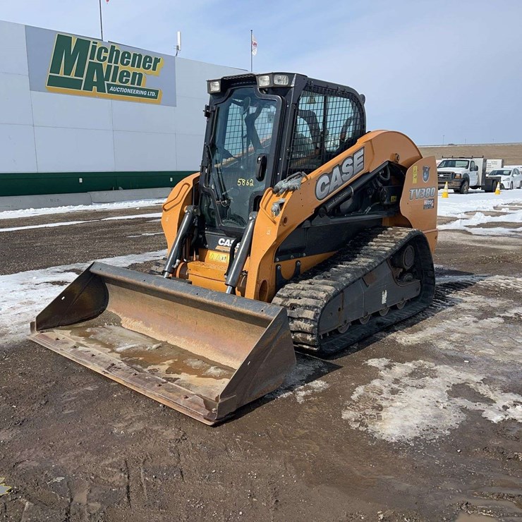 2015 CASE TV380