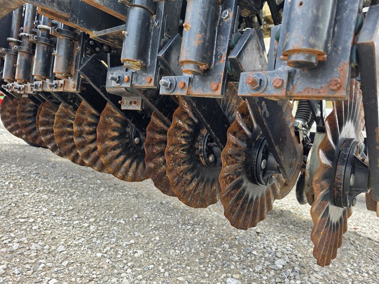 2015-truax-flxii-812-image-15