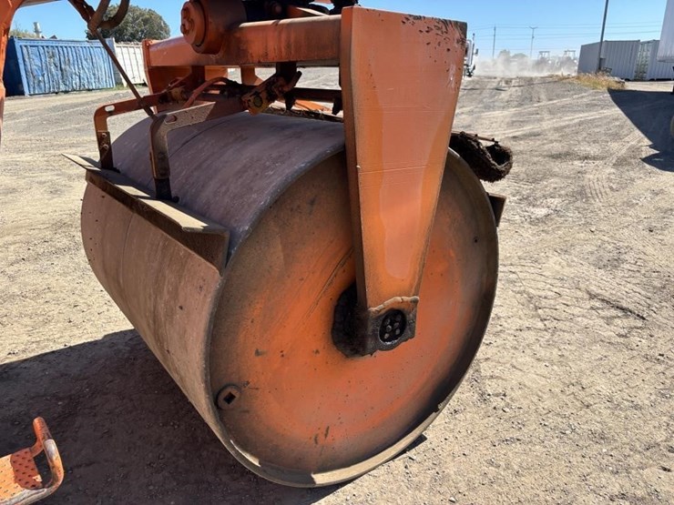 komatsu-708-image-12