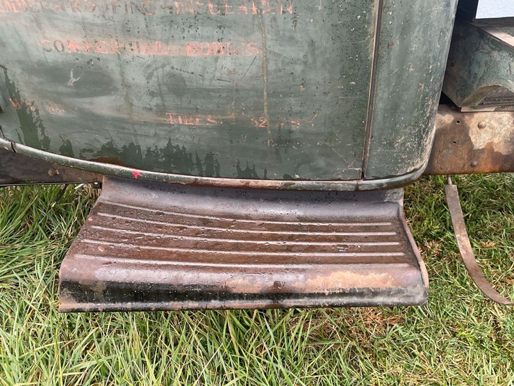 1935-ford-wrecker-image-51