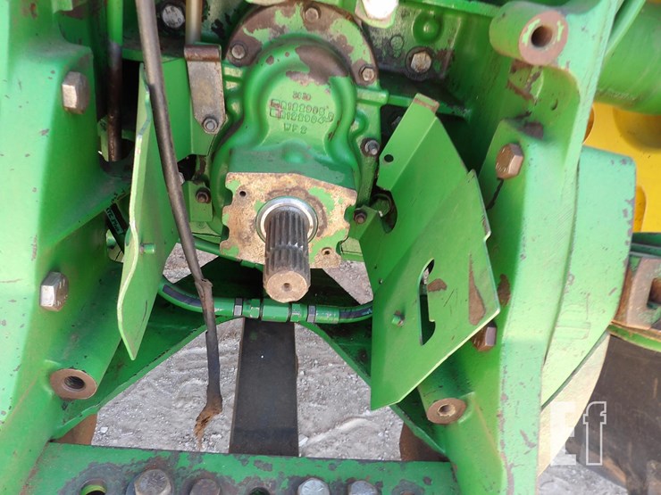 john-deere-8220-image-13