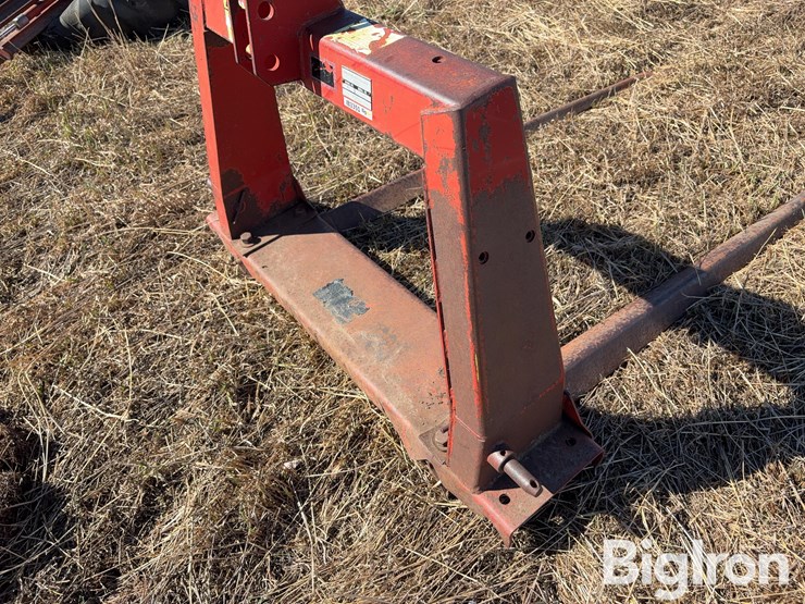 new-holland-80-image-12