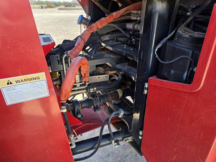 2014-case-ih-steiger-370-image-19