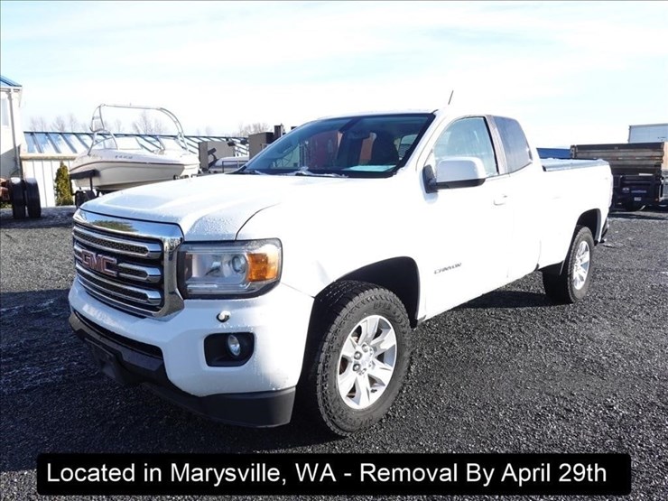 2016-gmc-canyon-image-1