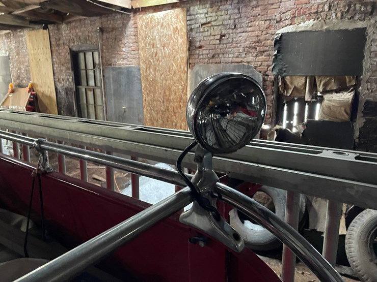 #210-•-1964-chevy-80-(howe)-fire-truck-(no-brakes)-(no-title)-(wakefield,-mi)-image-23