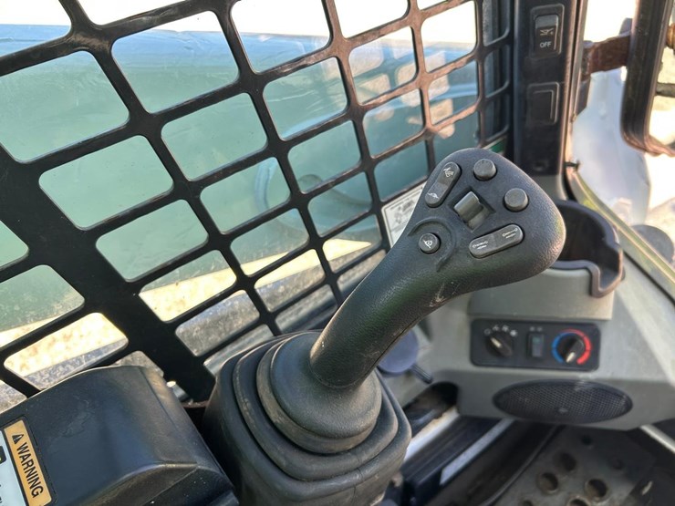 2018-bobcat-t590-image-26