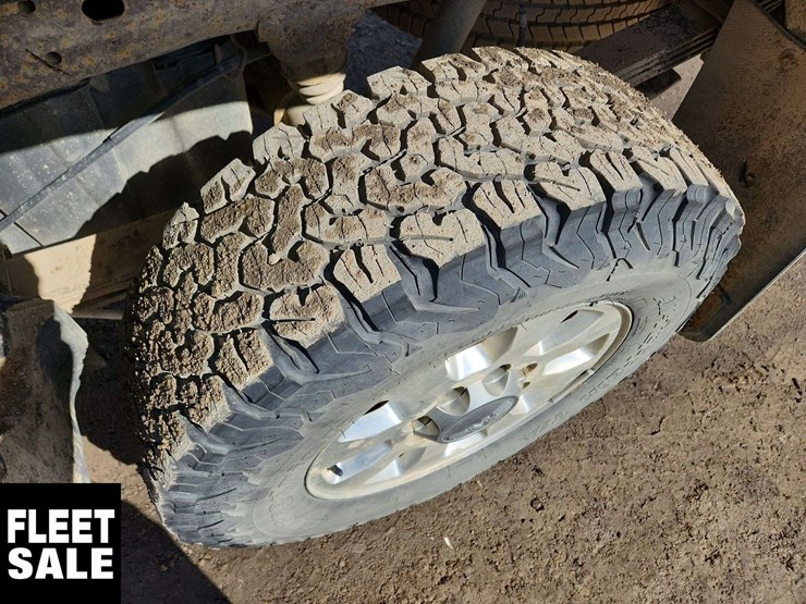 2015-gmc-sierra-2500hd-image-31