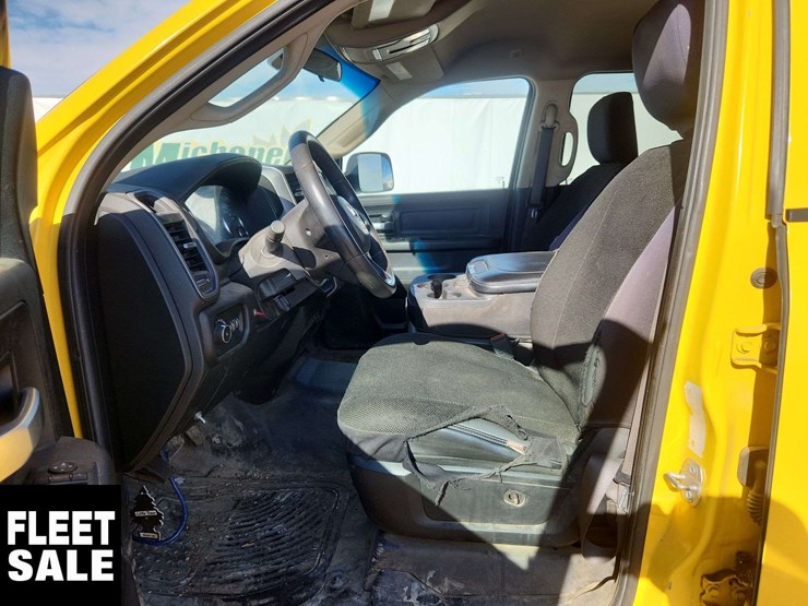 2019-dodge-2500-image-14