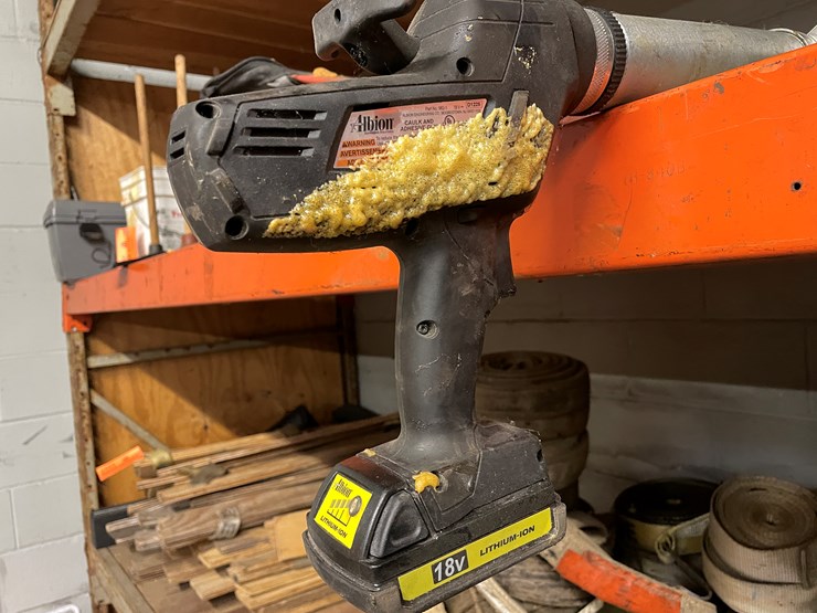 #2587-•-adhesive-guns-(columbia-heights,-mn)-image-4