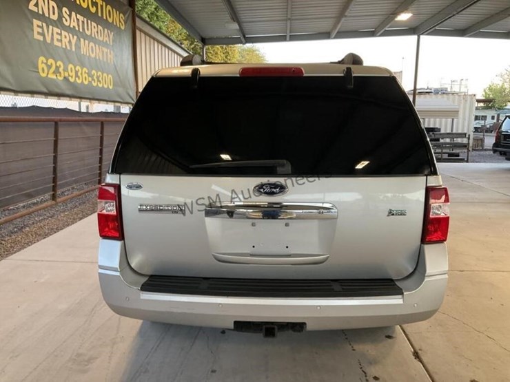 2011-ford-expedition-image-6